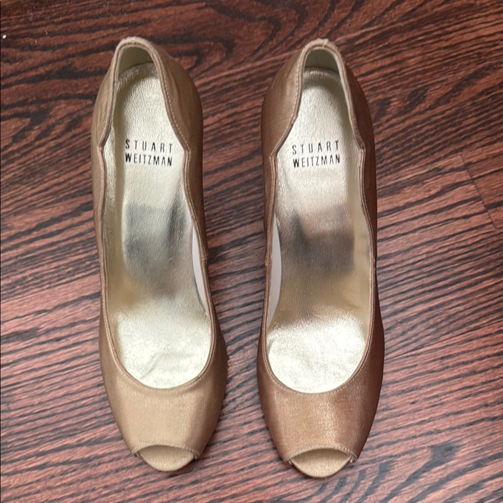 Stuart Weitzman Gold Stiletto Heels Peep Toe